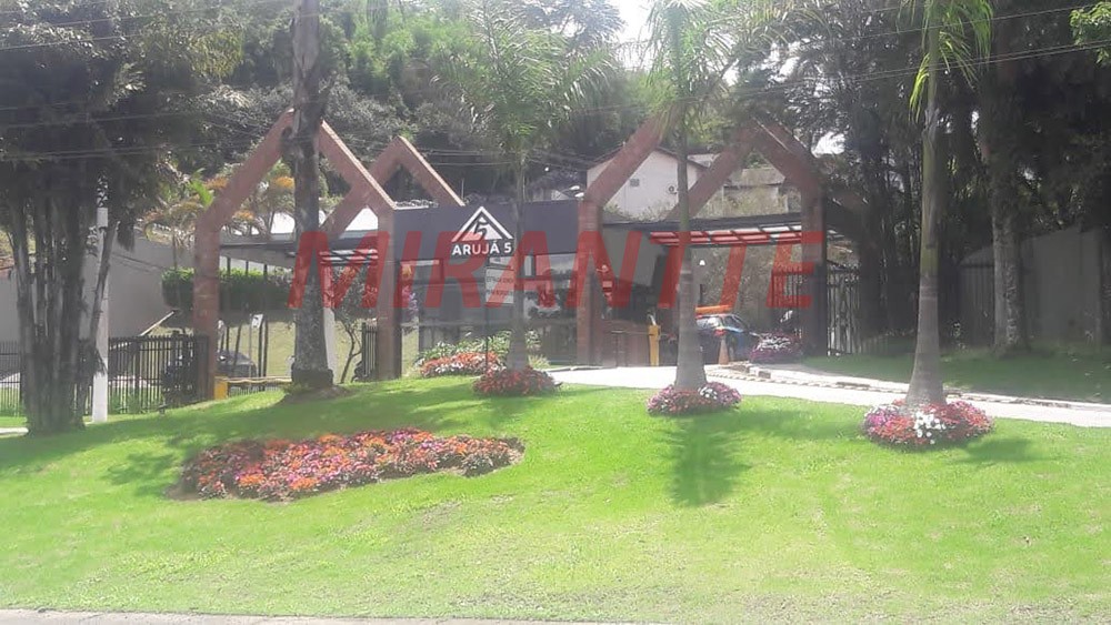 Sobrado de 335m² com 4 quartos em Jardim Fazenda Rincão
