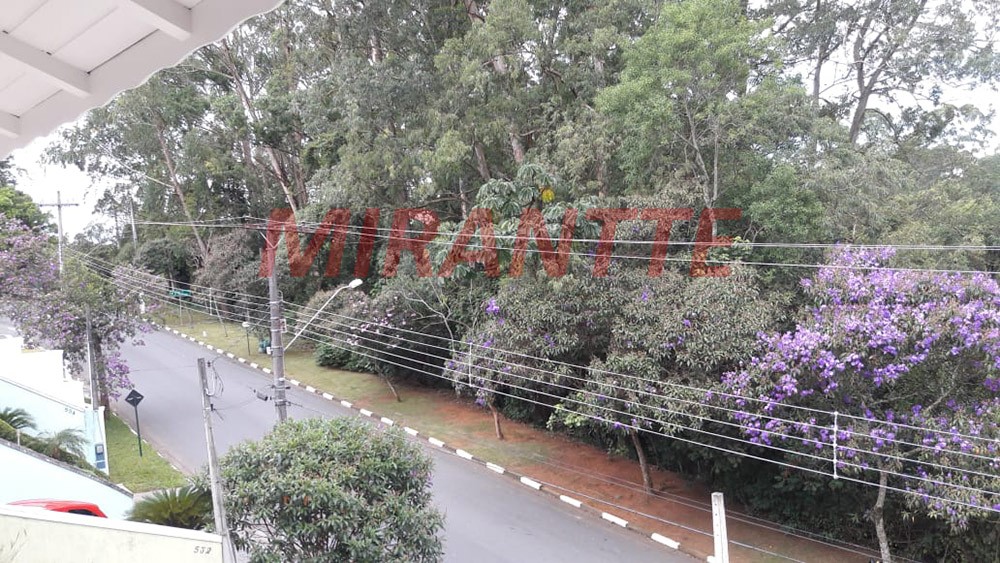 Sobrado de 335m² com 4 quartos em Jardim Fazenda Rincão