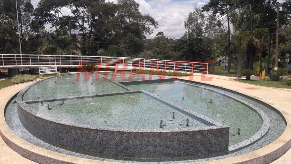 Sobrado de 335m² com 4 quartos em Jardim Fazenda Rincão