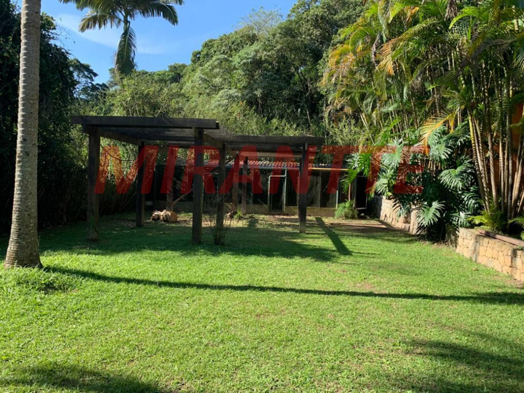 Casa terrea de 700m² com 4 quartos em Serra da Cantareira