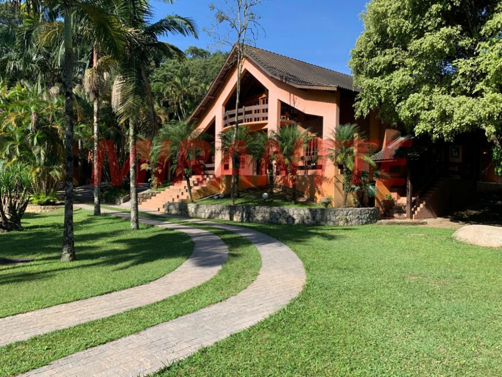 Casa terrea de 700m² com 4 quartos em Serra da Cantareira