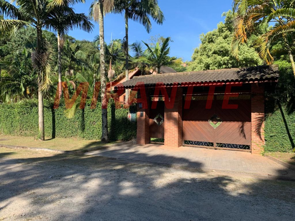 Casa terrea de 700m² com 4 quartos em Serra da Cantareira