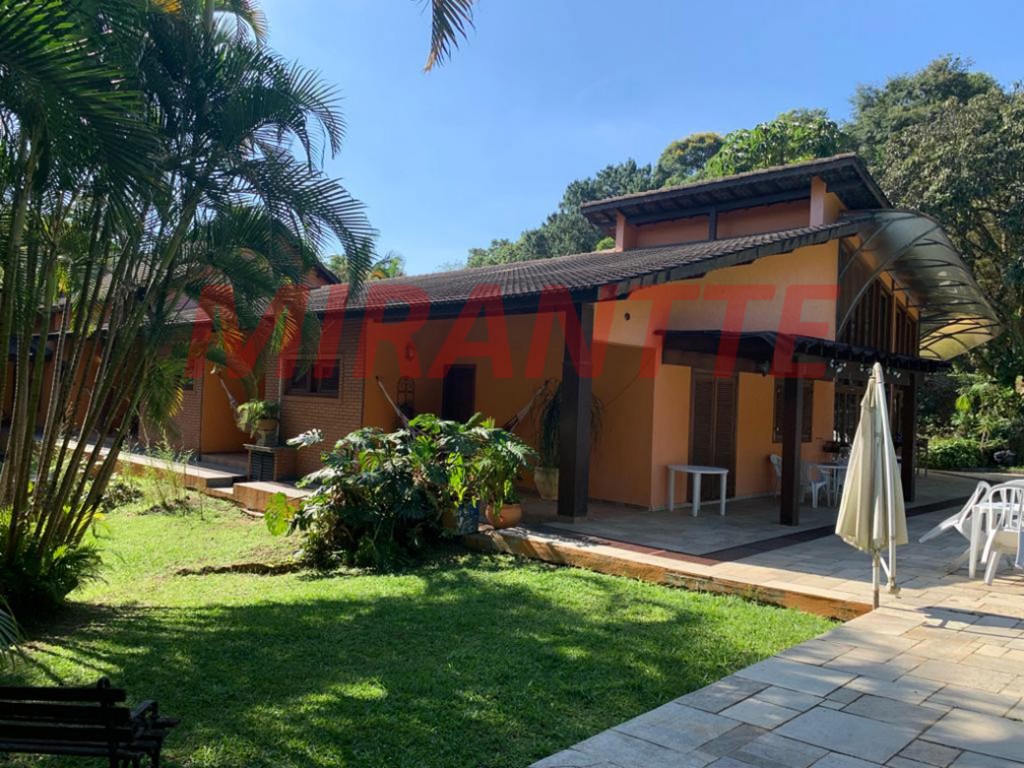 Casa terrea de 700m² com 4 quartos em Serra da Cantareira
