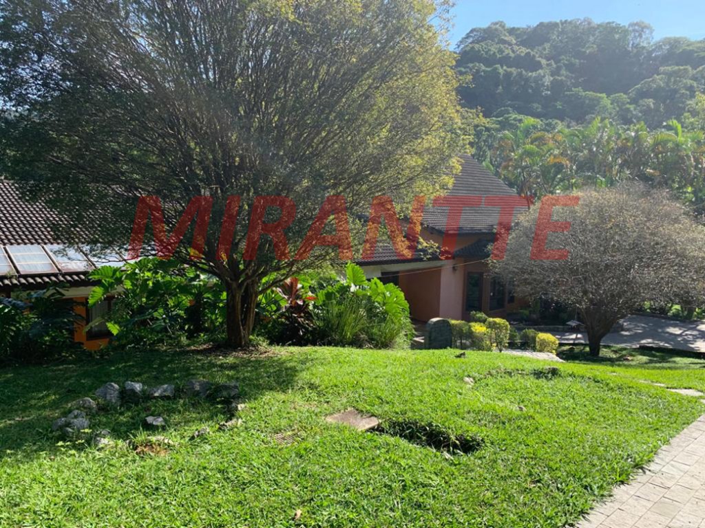 Casa terrea de 700m² com 4 quartos em Serra da Cantareira