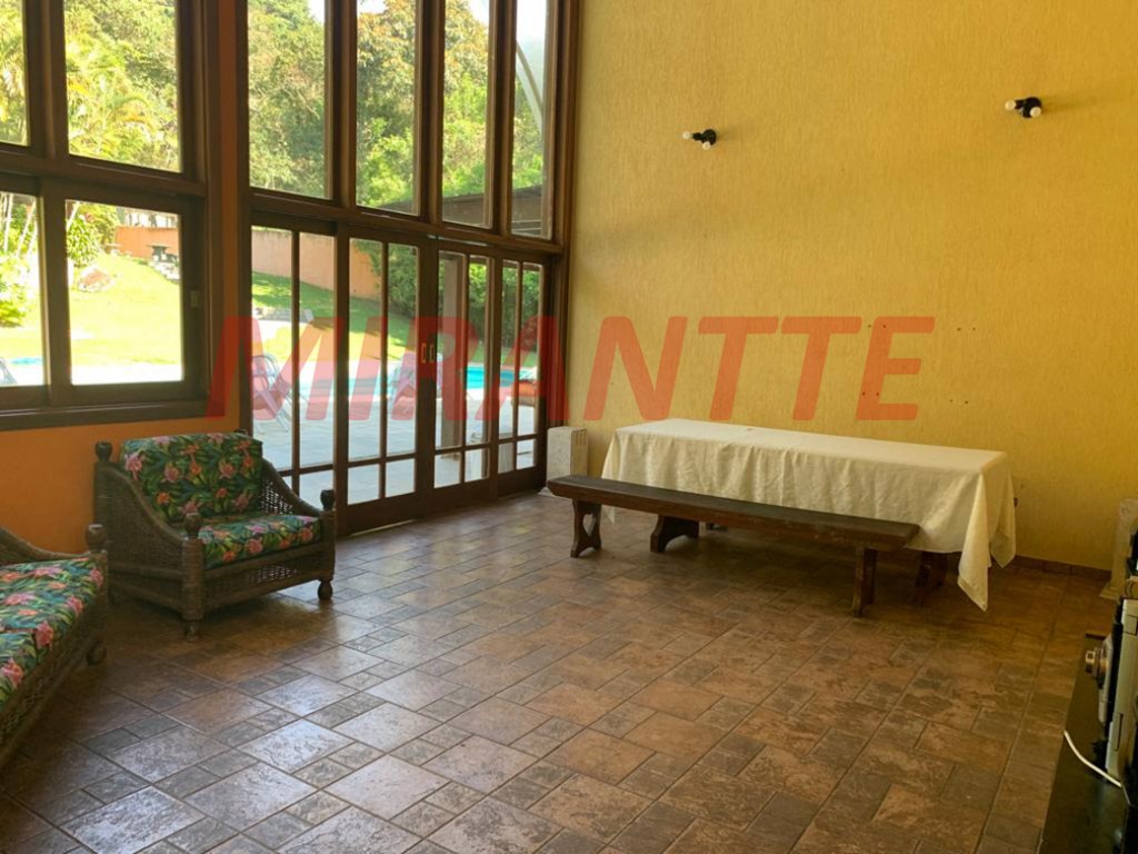Casa terrea de 700m² com 4 quartos em Serra da Cantareira