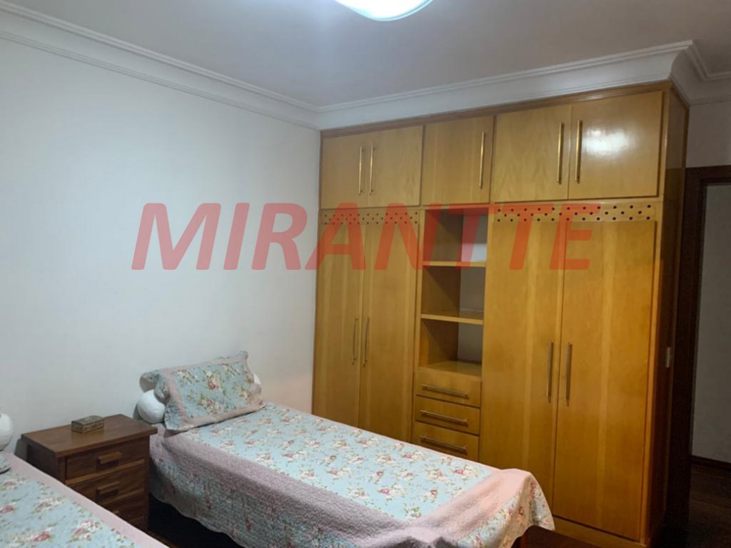 Casa terrea de 700m² com 4 quartos em Serra da Cantareira