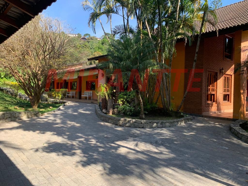 Casa terrea de 700m² com 4 quartos em Serra da Cantareira