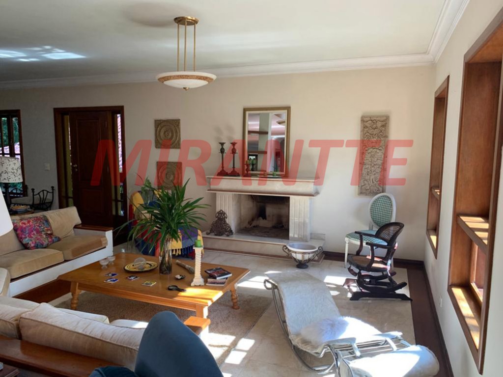 Casa terrea de 700m² com 4 quartos em Serra da Cantareira