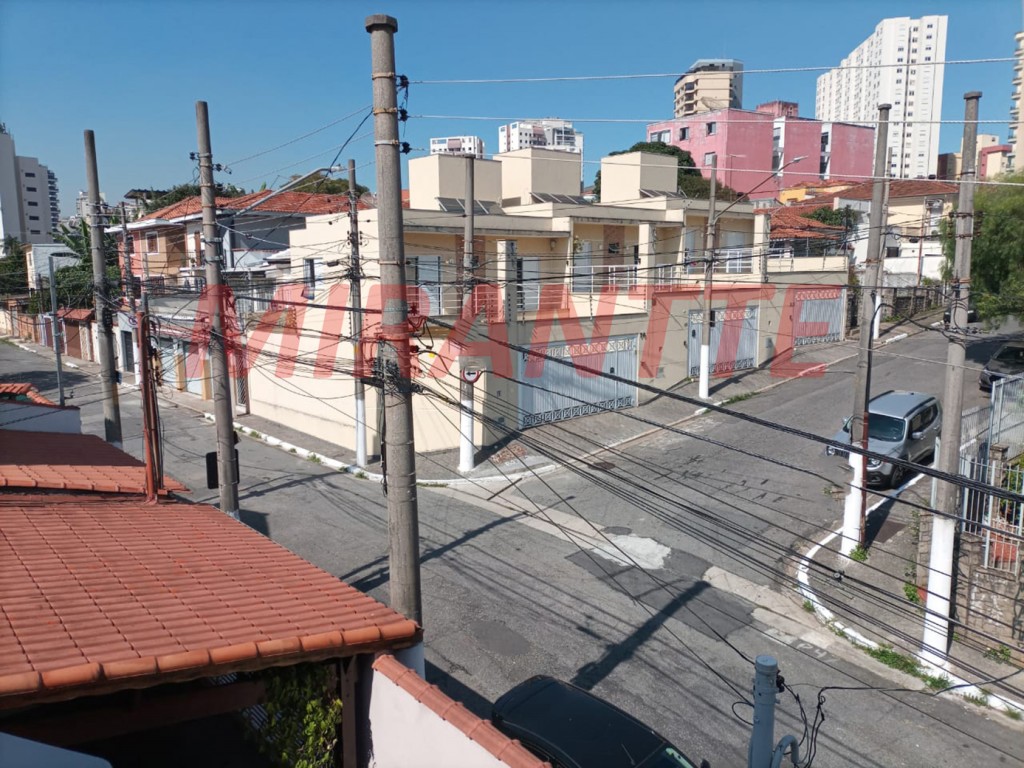 Sobrado de 230m² com 4 quartos em Santa Teresinha