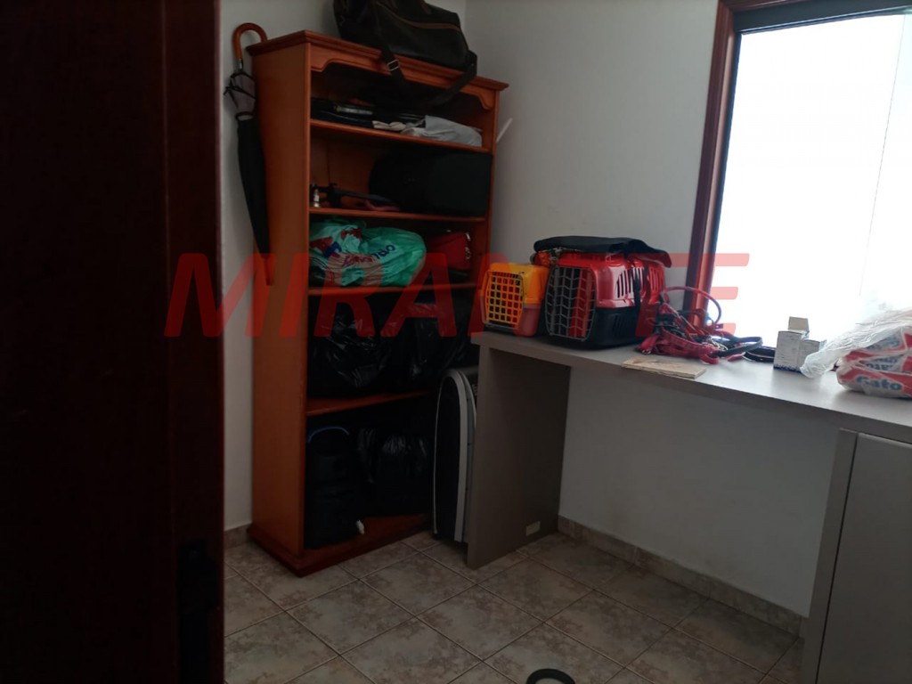 Sobrado de 230m² com 4 quartos em Santa Teresinha