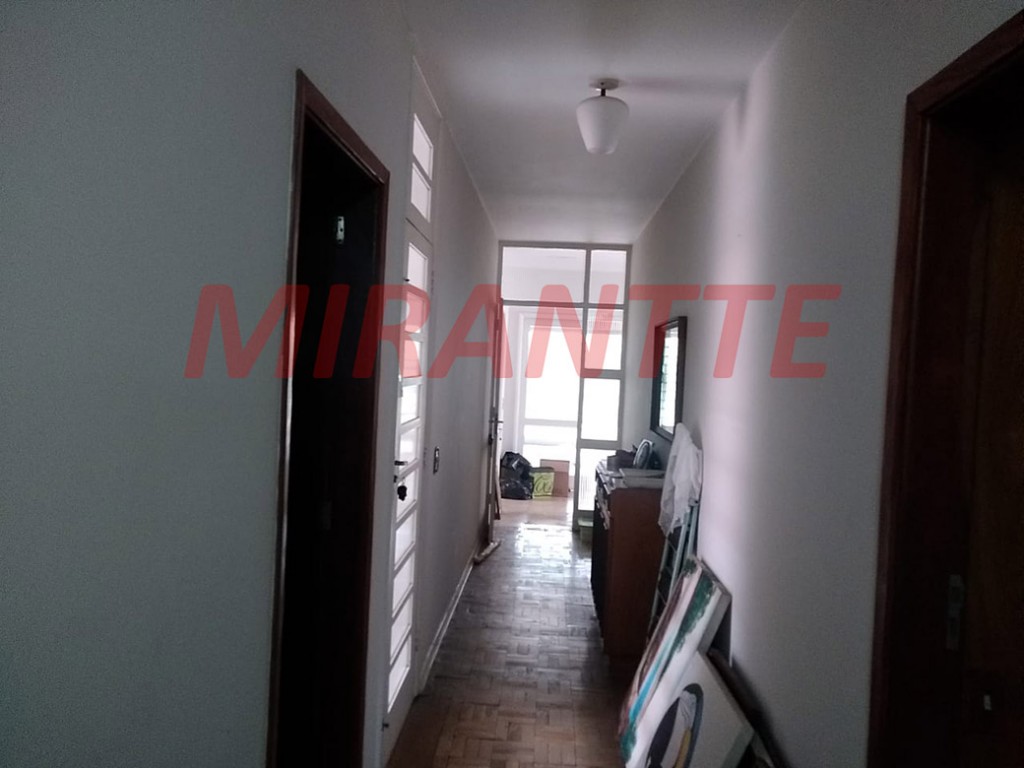 Sobrado de 341m² com 4 quartos em Jardim São Bento