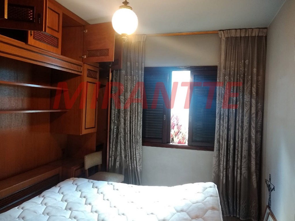 Sobrado de 341m² com 4 quartos em Jardim São Bento