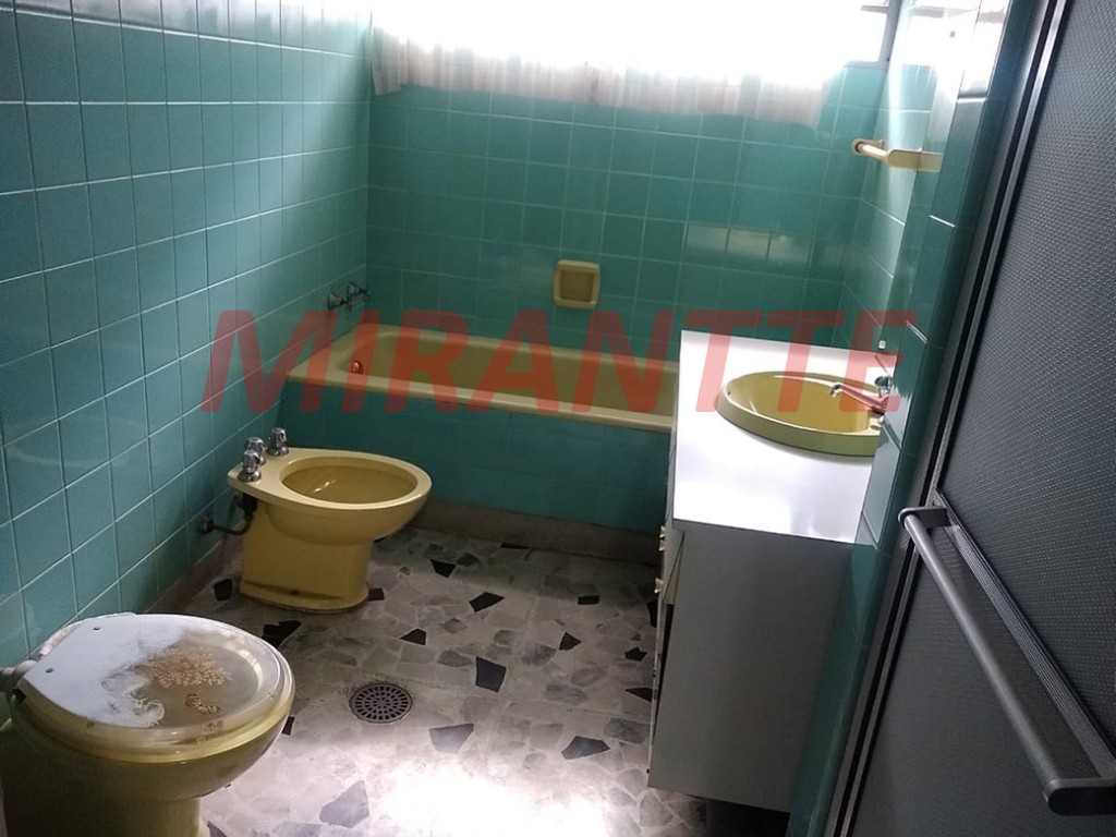 Sobrado de 341m² com 4 quartos em Jardim São Bento