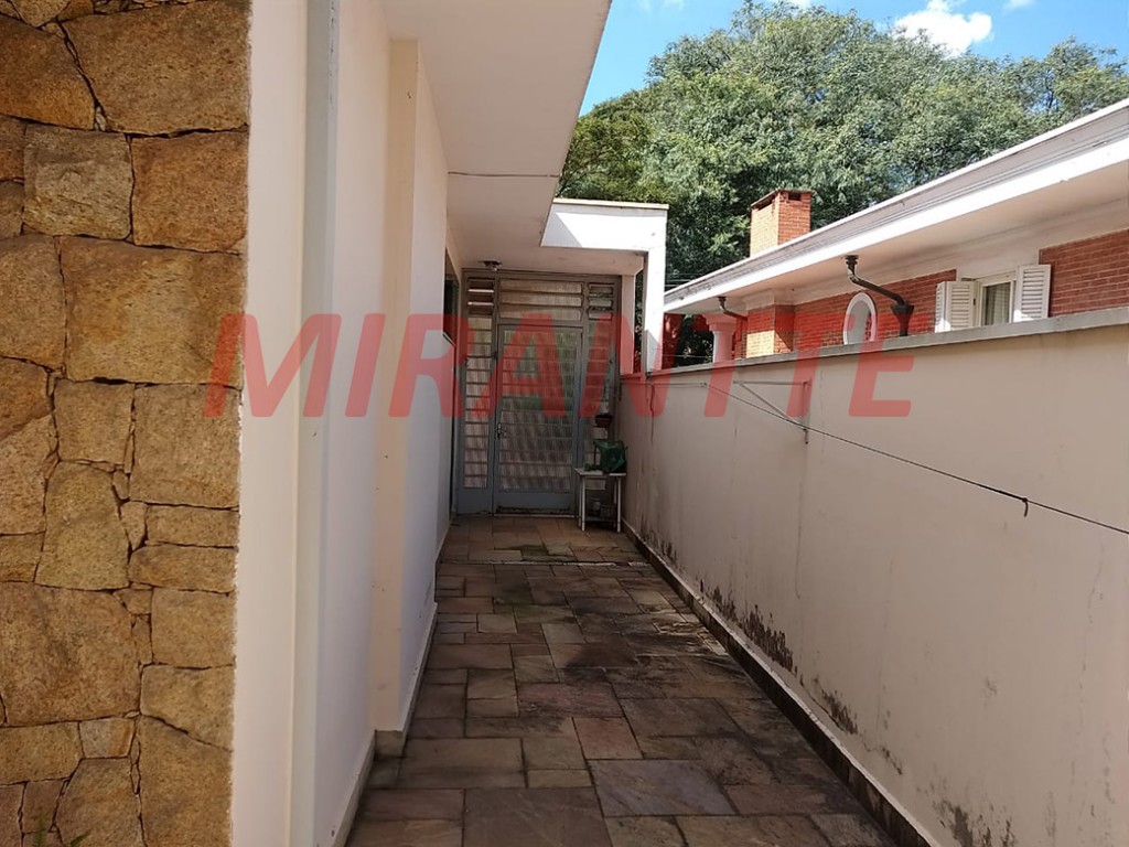 Sobrado de 341m² com 4 quartos em Jardim São Bento