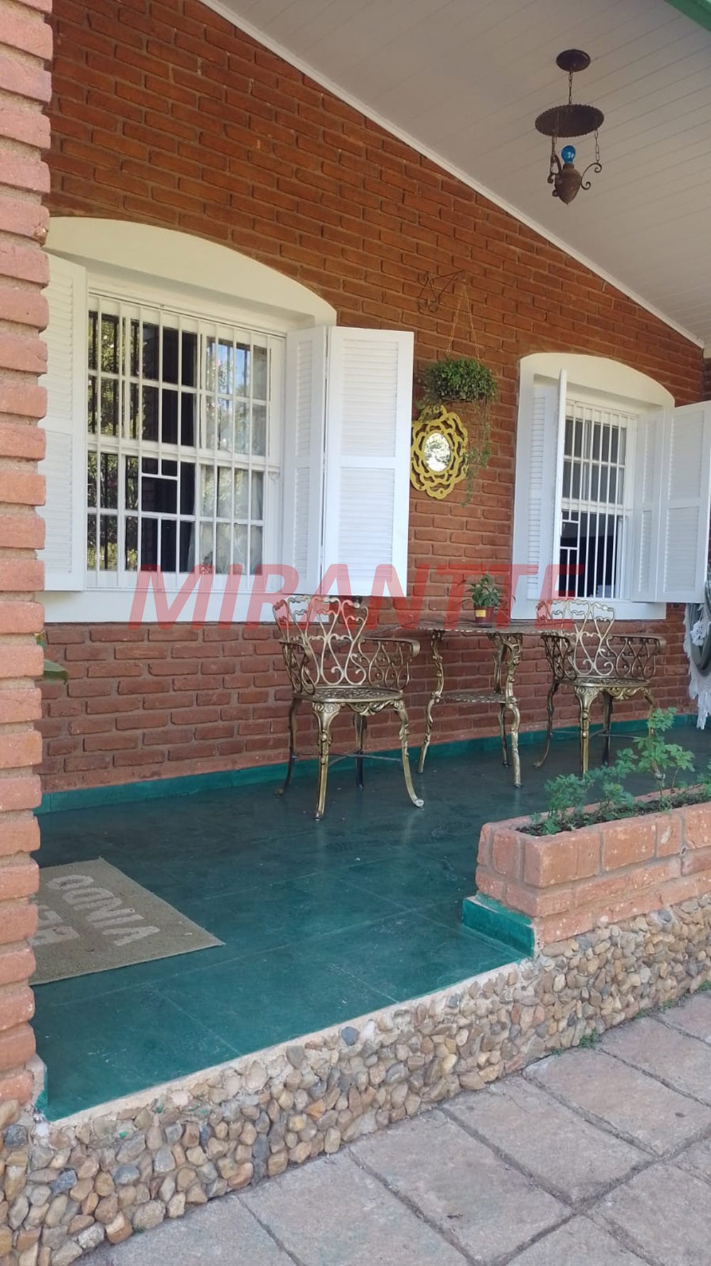 Casa terrea de 185m² com 3 quartos em Dos Silvas