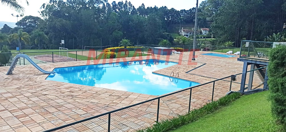 Casa terrea de 185m² com 3 quartos em Dos Silvas