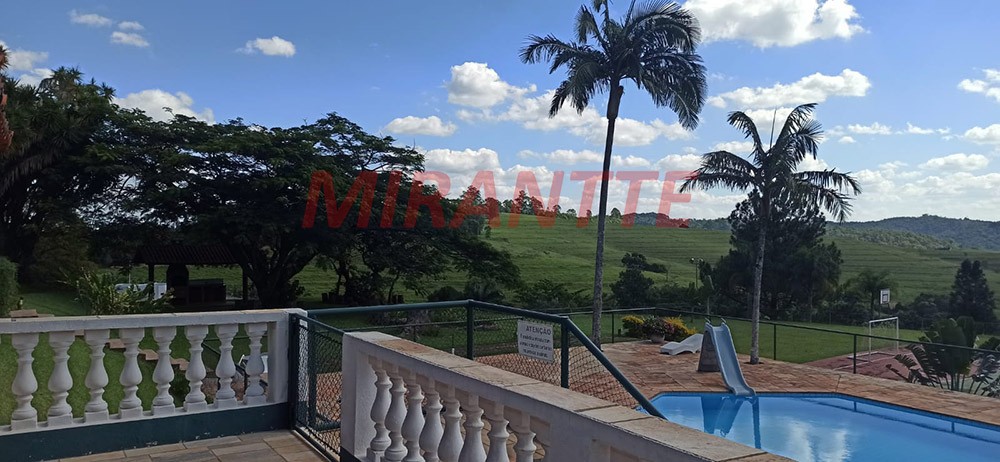 Casa terrea de 185m² com 3 quartos em Dos Silvas
