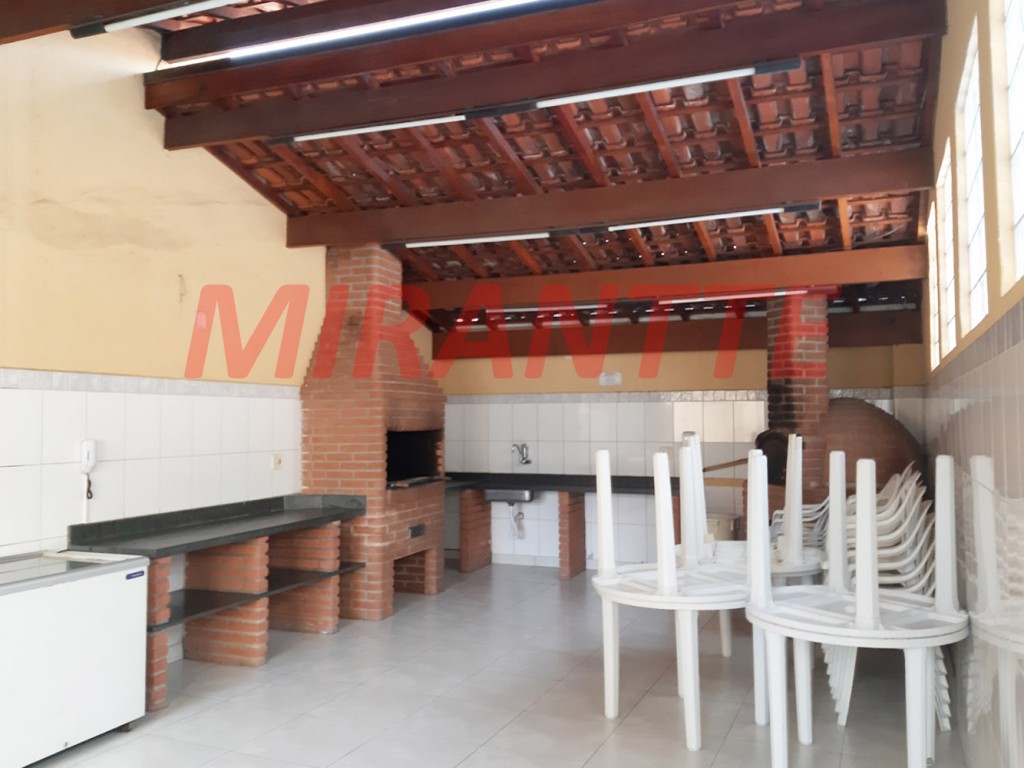 Apartamento de 106m² com 3 quartos em Água Fria