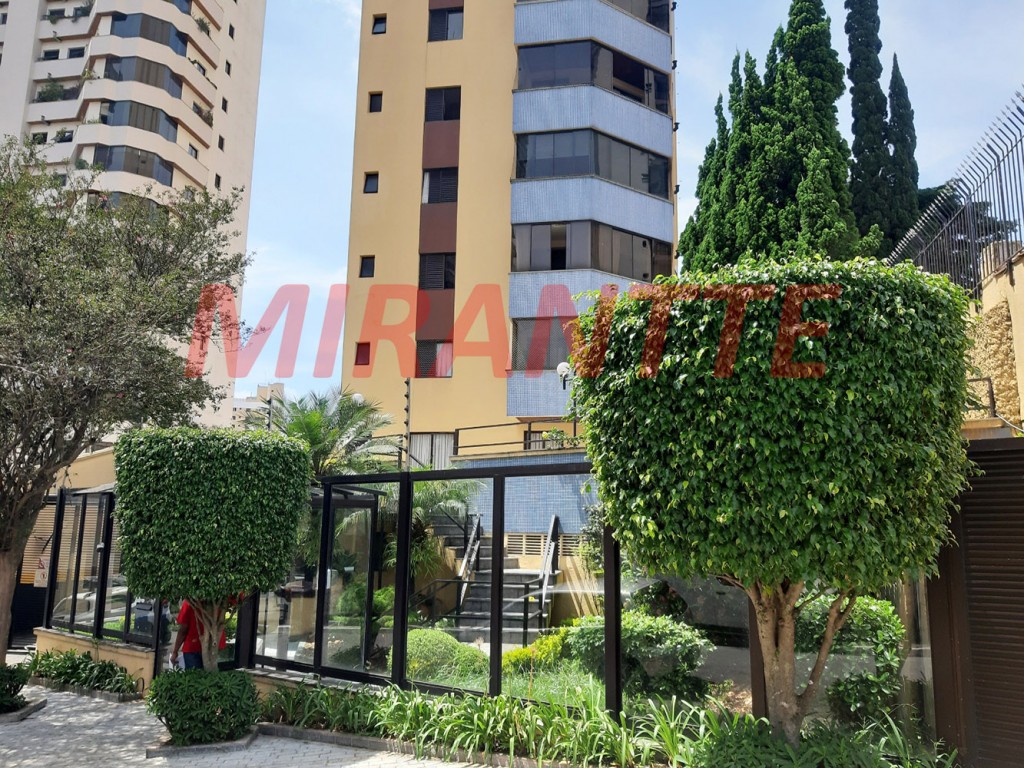 Apartamento de 106m² com 3 quartos em Água Fria