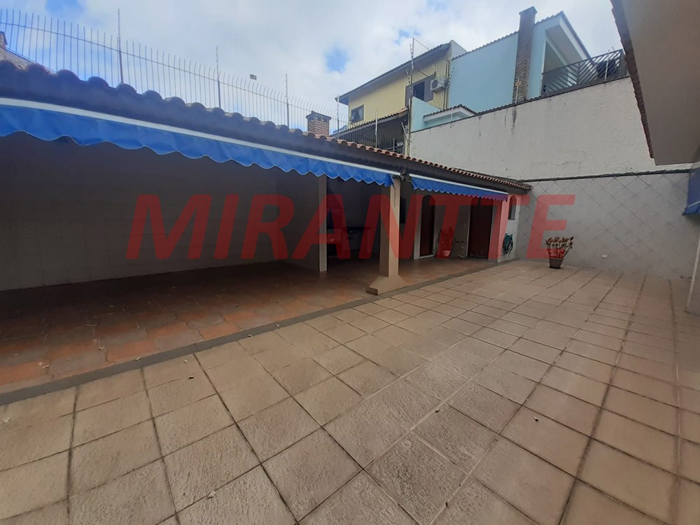 Casa terrea de 300m² com 3 quartos em Tremembe