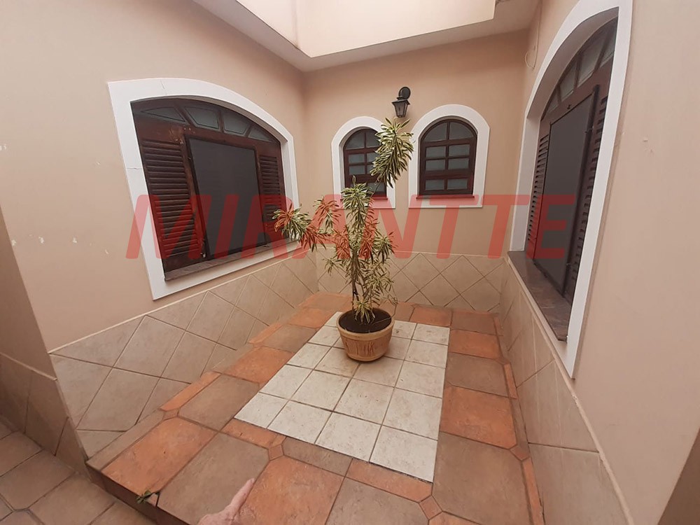 Casa terrea de 300m² com 3 quartos em Tremembe