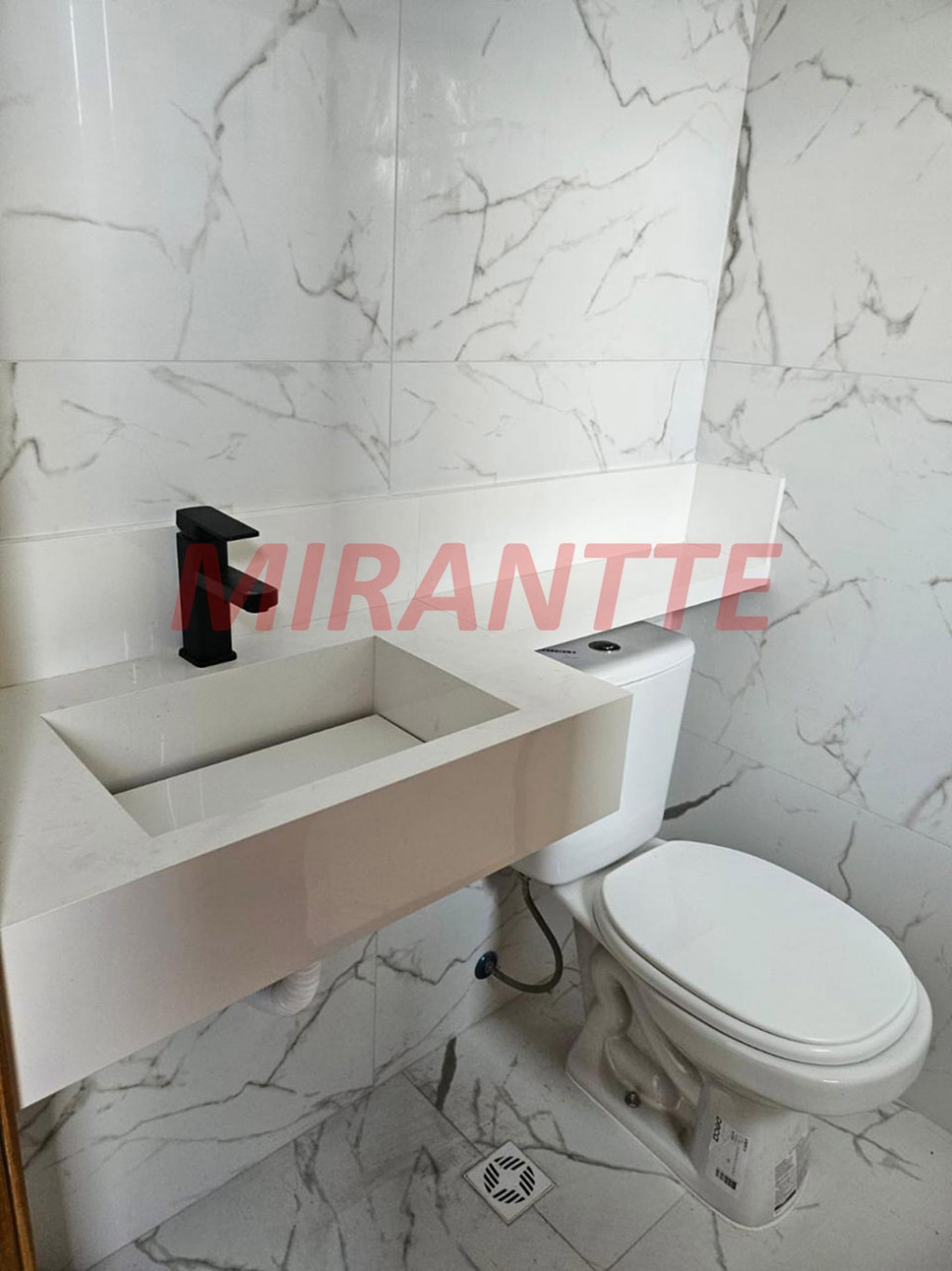Sobrado de 133m² com 2 quartos em Vila Prado