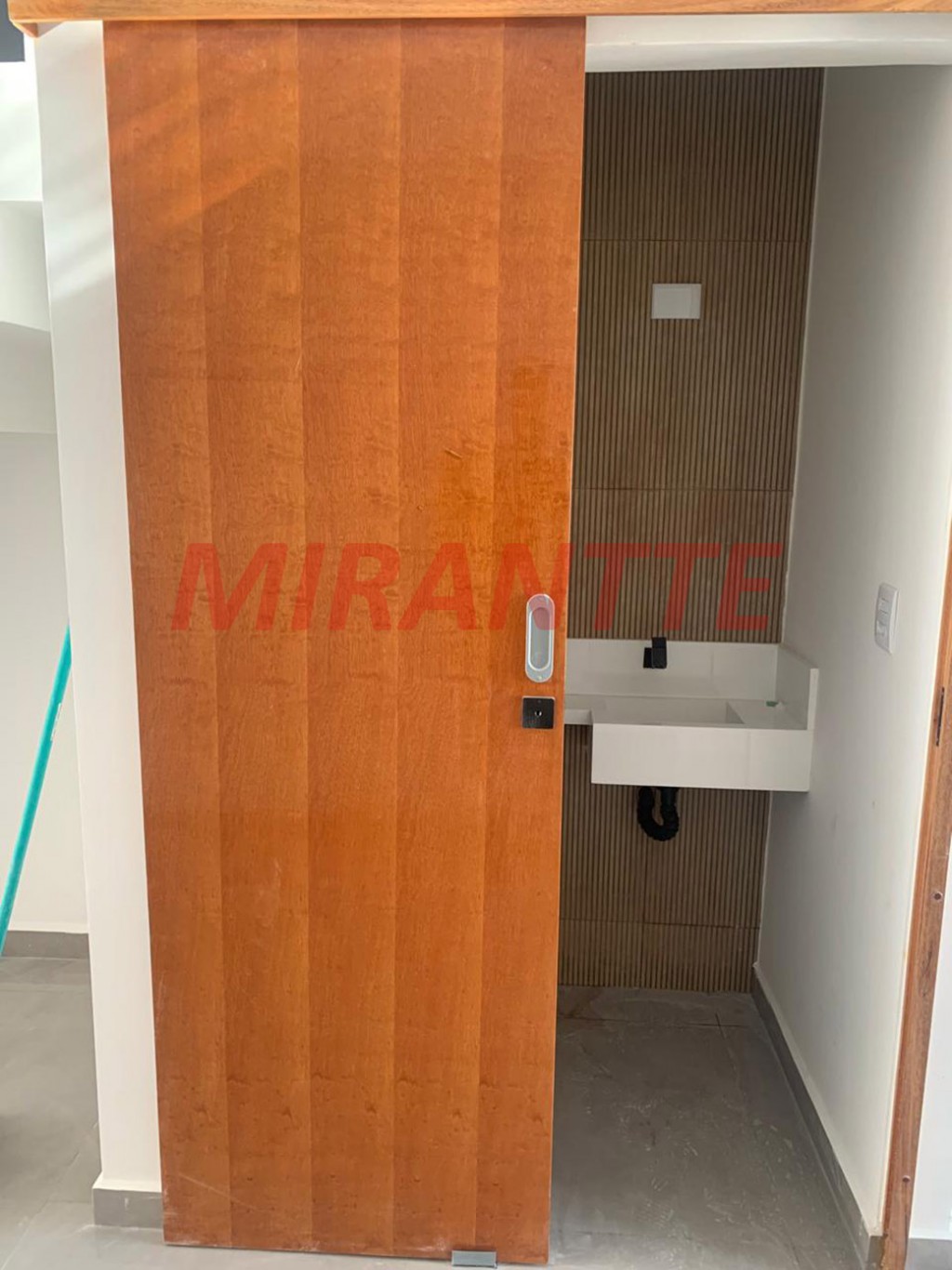 Sobrado de 133m² com 2 quartos em Vila Prado