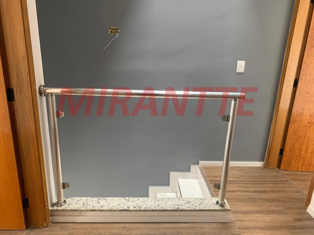 Sobrado de 133m² com 2 quartos em Vila Prado