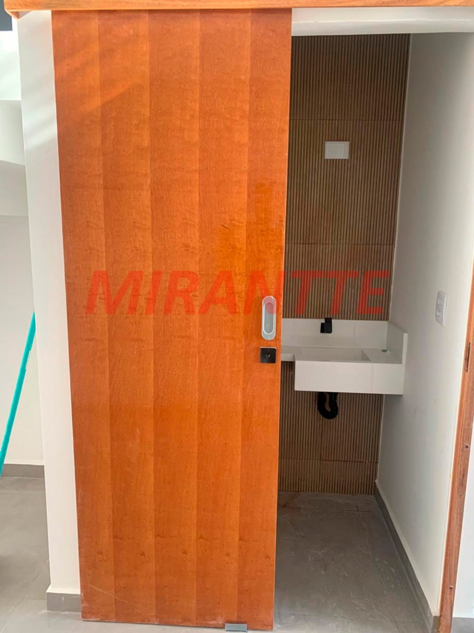 Sobrado de 134m² com 2 quartos em Vila Prado