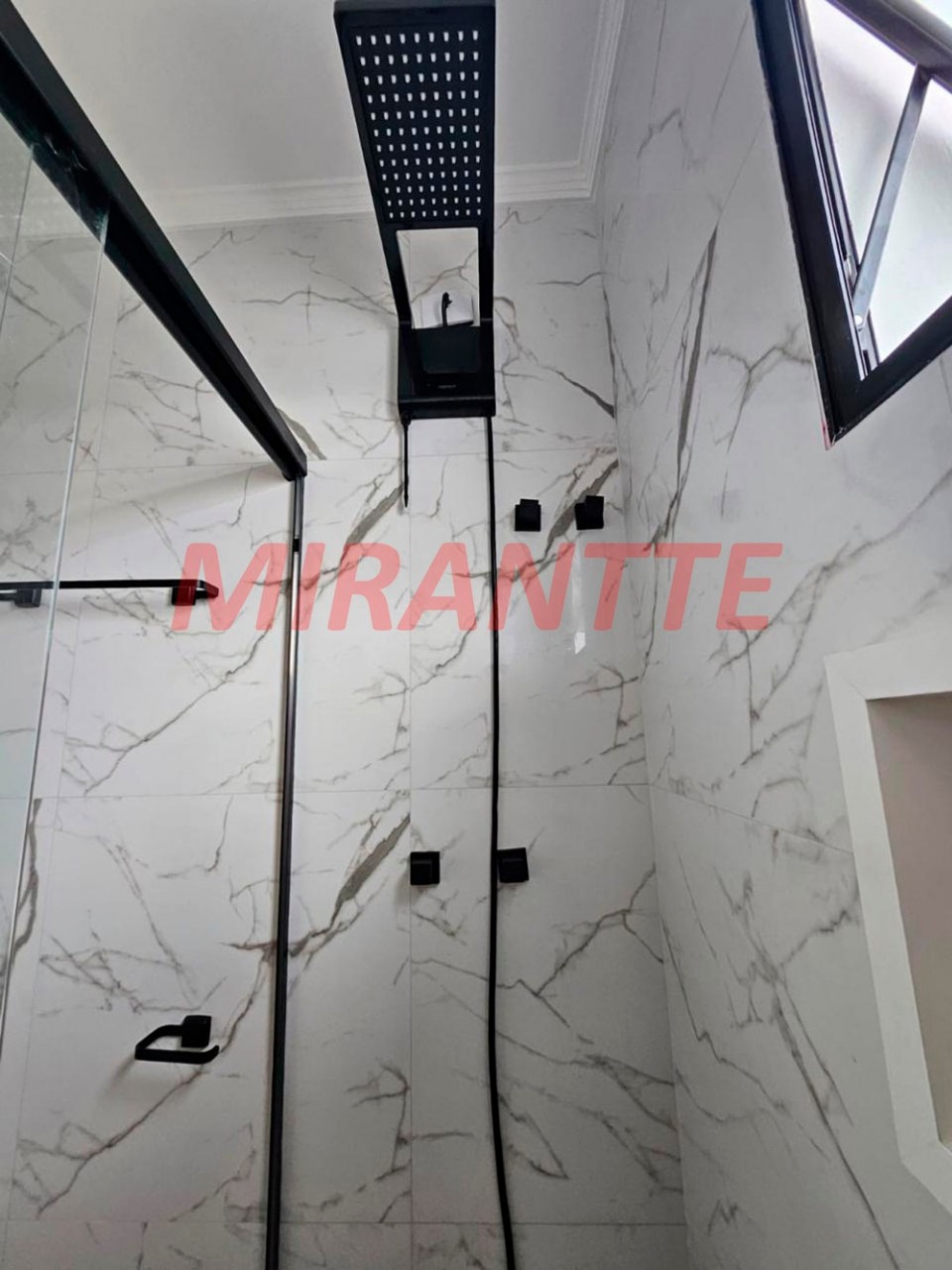 Sobrado de 134m² com 2 quartos em Vila Prado