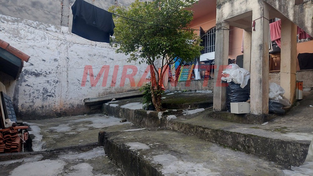Sobrado de 245m² com 7 quartos em Vila Isolina Mazzei