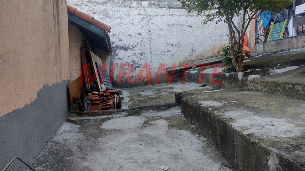 Sobrado de 245m² com 7 quartos em Vila Isolina Mazzei
