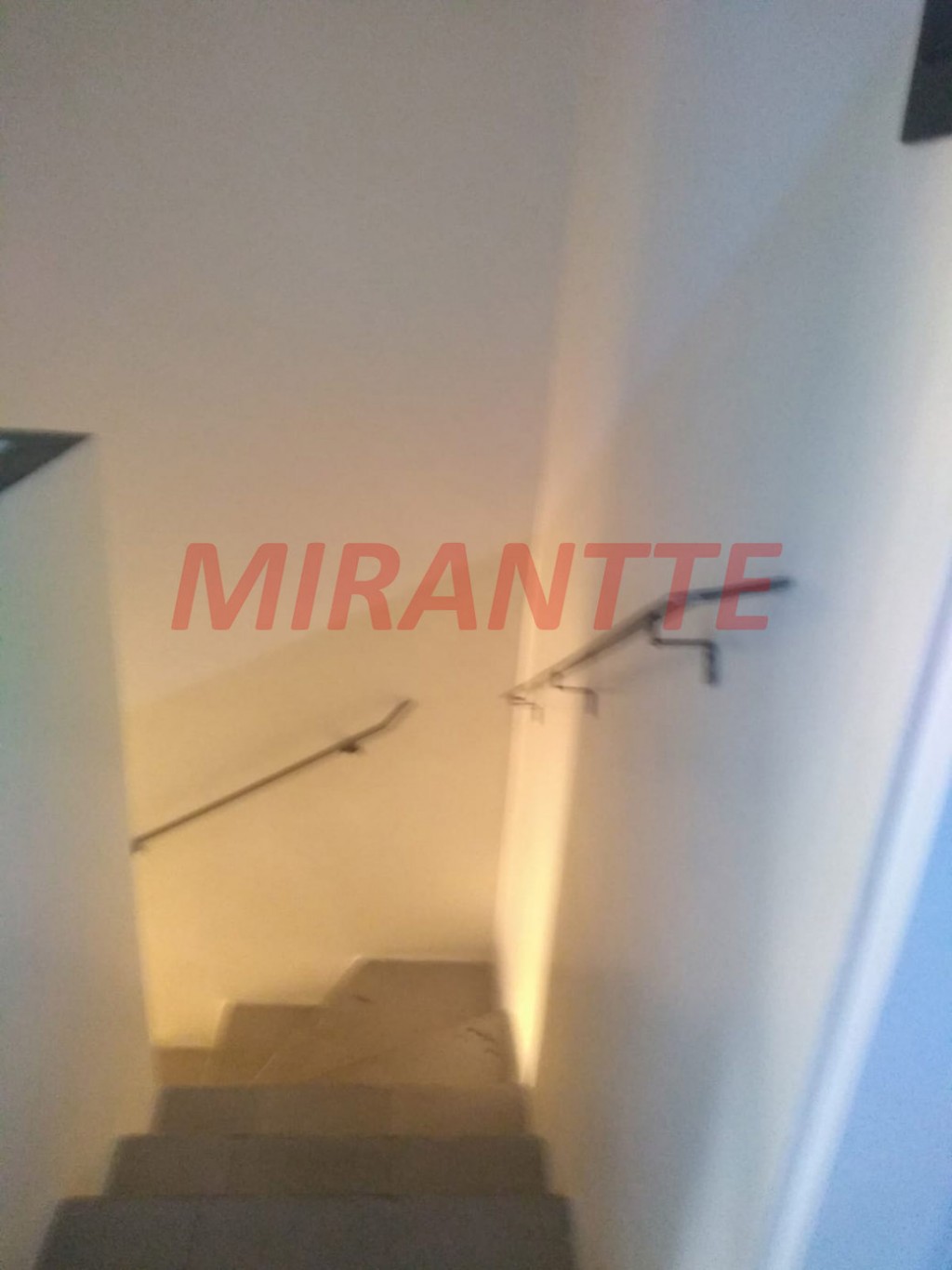 Conjunto comercial de 320m² em Santana
