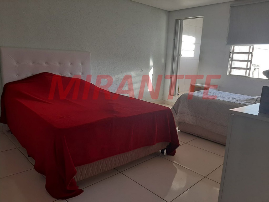 Casa terrea de 240m² com 4 quartos em Vila Medeiros