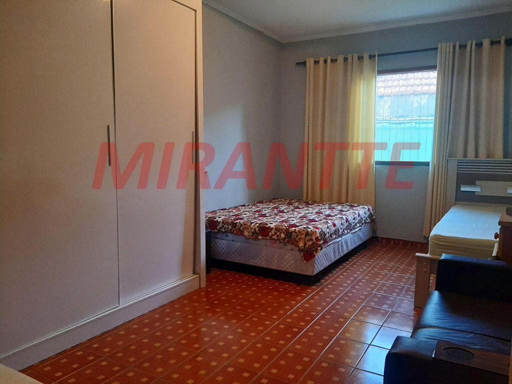 Casa terrea de 240m² com 4 quartos em Vila Medeiros