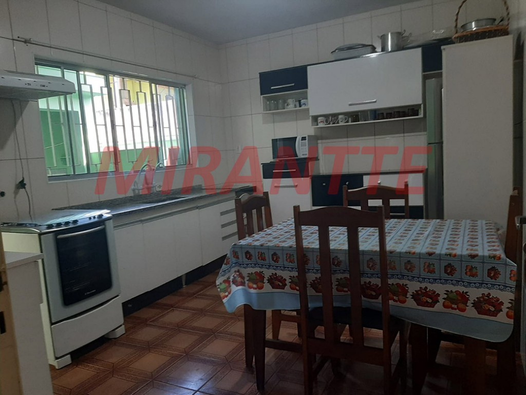 Casa terrea de 240m² com 4 quartos em Vila Medeiros