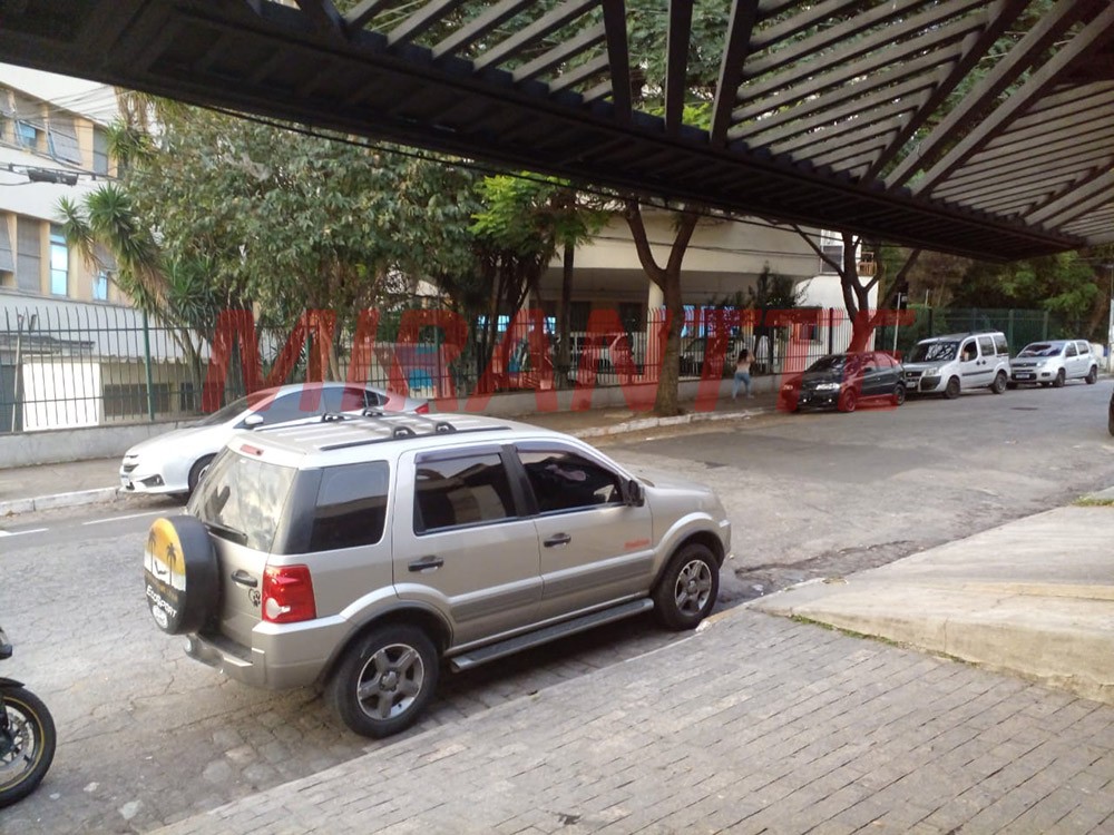 Sobrado de 246m² com 7 quartos em Ipiranga