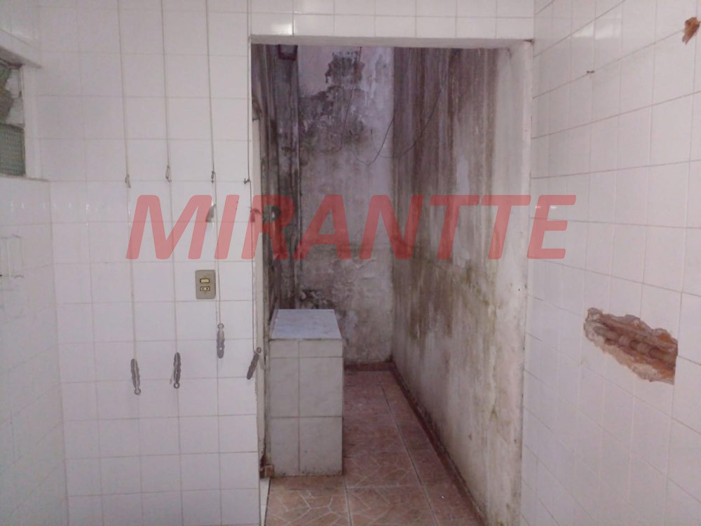 Sobrado de 246m² com 7 quartos em Ipiranga