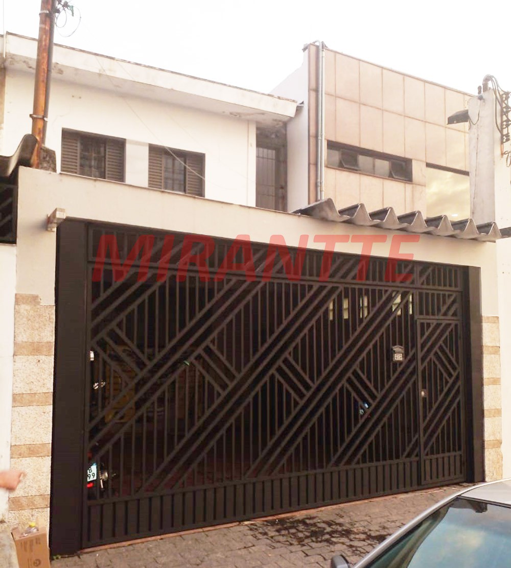 Sobrado de 246m² com 7 quartos em Ipiranga