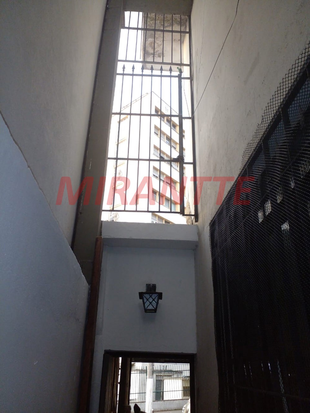 Sobrado de 246m² com 7 quartos em Ipiranga