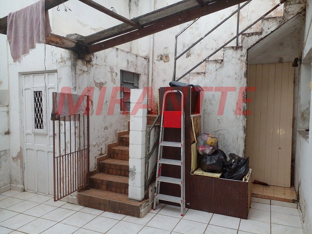 Sobrado de 246m² com 7 quartos em Ipiranga