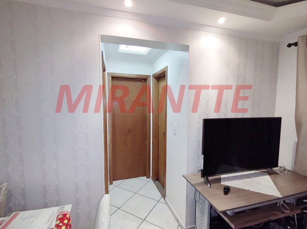 Apartamento de 75m² com 2 quartos em Jaçana