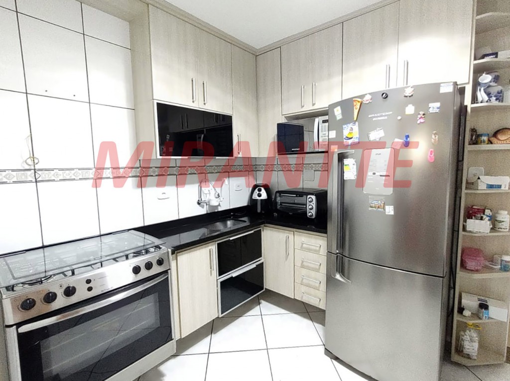 Apartamento de 75m² com 2 quartos em Jaçana