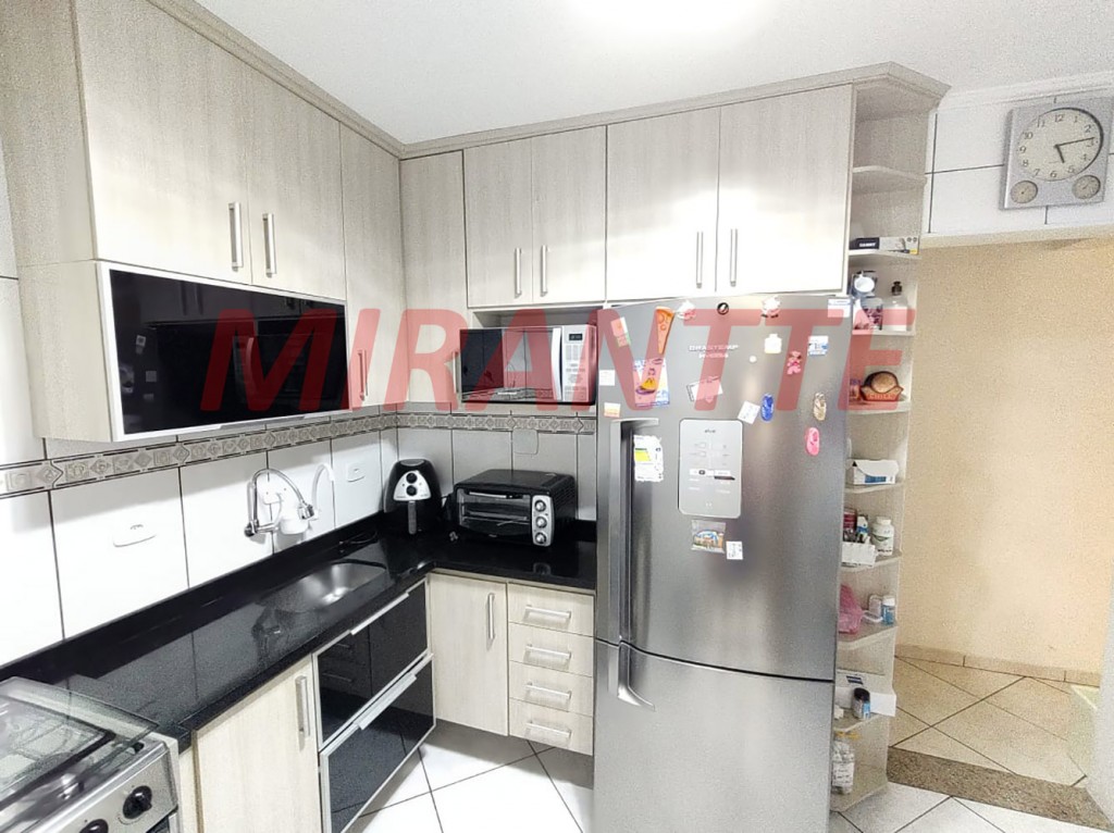 Apartamento de 75m² com 2 quartos em Jaçana