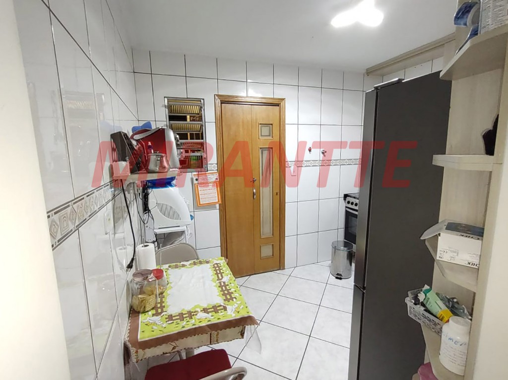 Apartamento de 75m² com 2 quartos em Jaçana