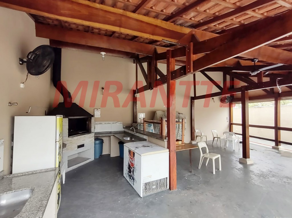 Apartamento de 75m² com 2 quartos em Jaçana
