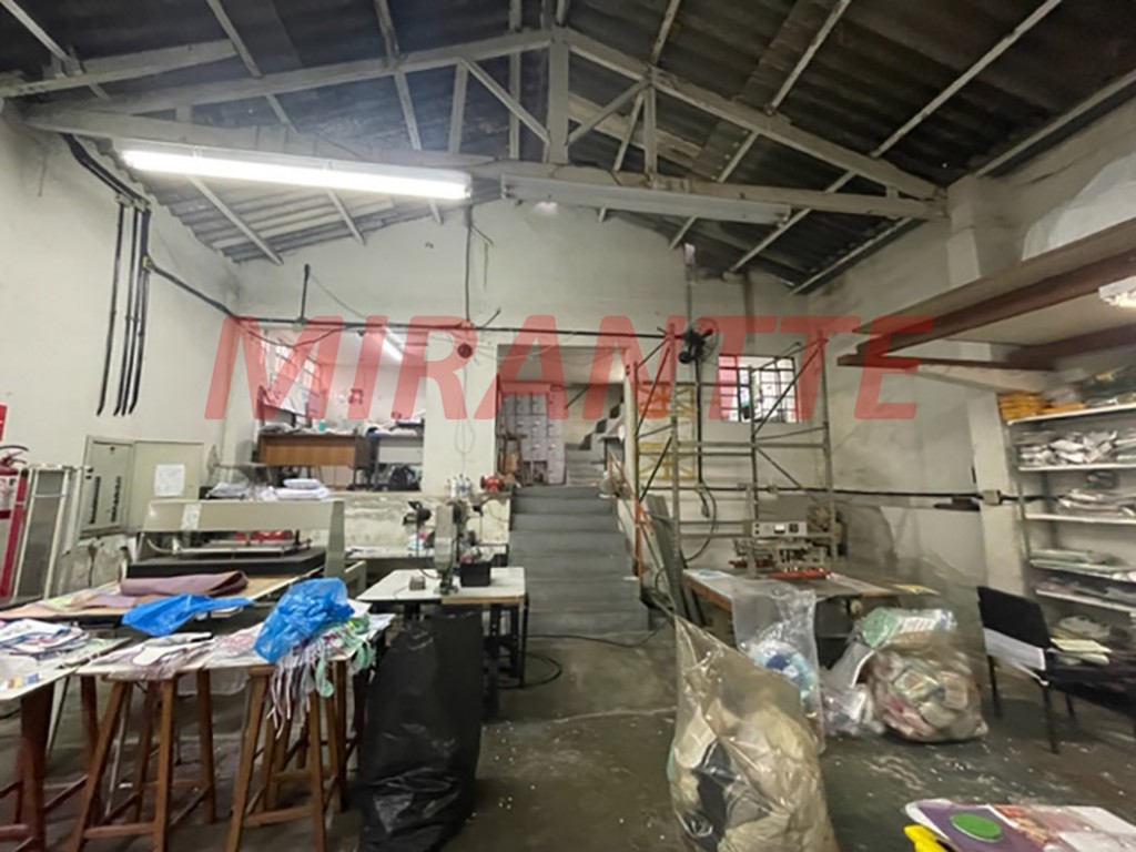 Casa terrea de 450m² com 4 quartos em Água Fria