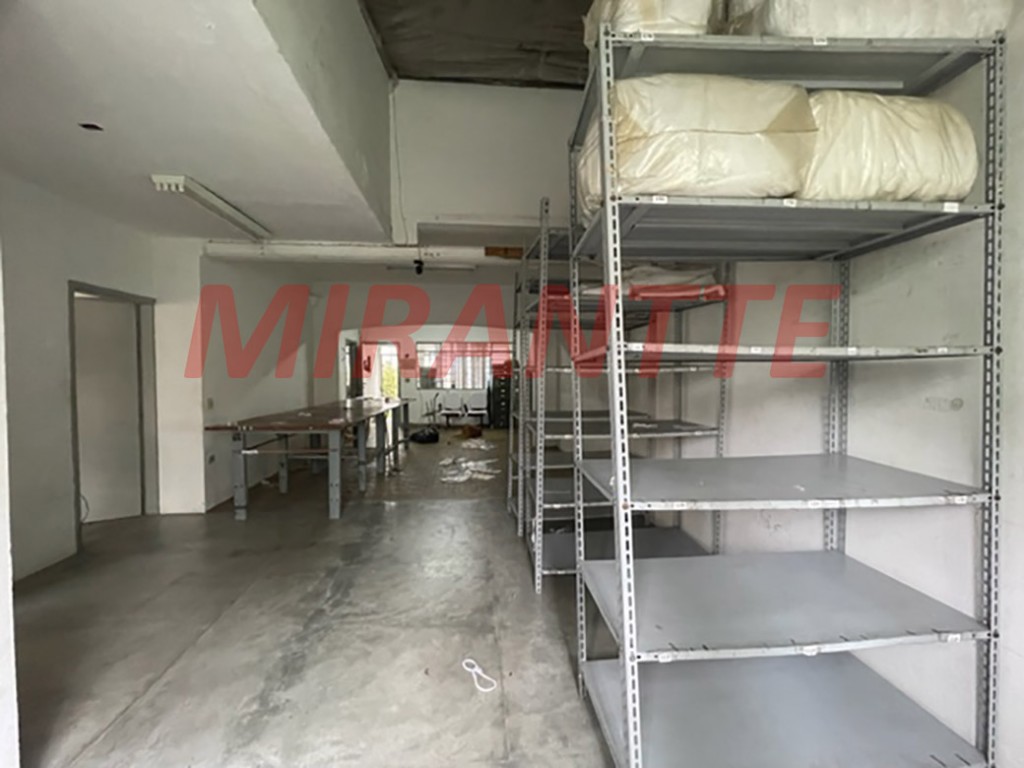 Casa terrea de 450m² com 4 quartos em Água Fria