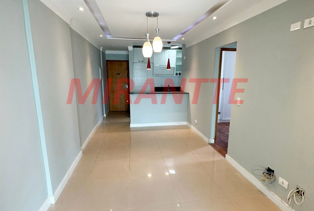 Apartamento de 76m² com 3 quartos em Vila Galvão