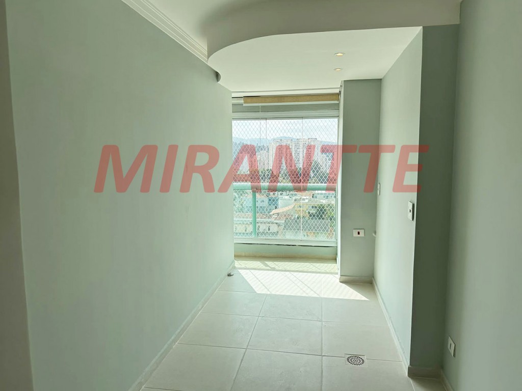 Apartamento de 76m² com 3 quartos em Vila Galvão